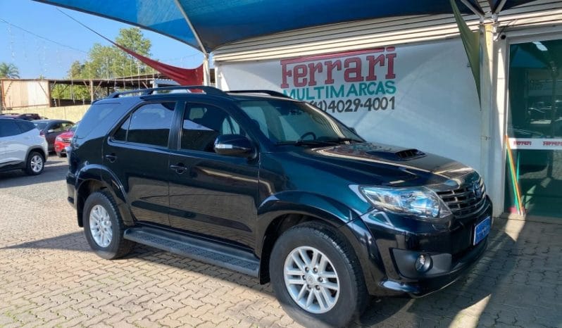 
HILUX SW4 3.0 16V SRV – 2014 completo									