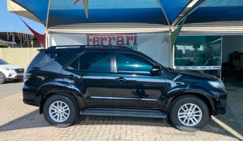 
HILUX SW4 3.0 16V SRV – 2014 completo									