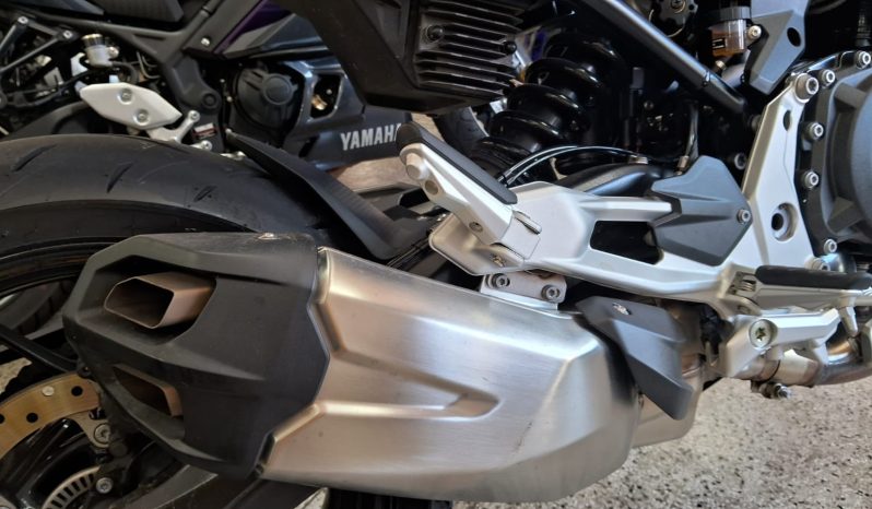 
BMW F900R SPORT PLUS – 2024 completo									